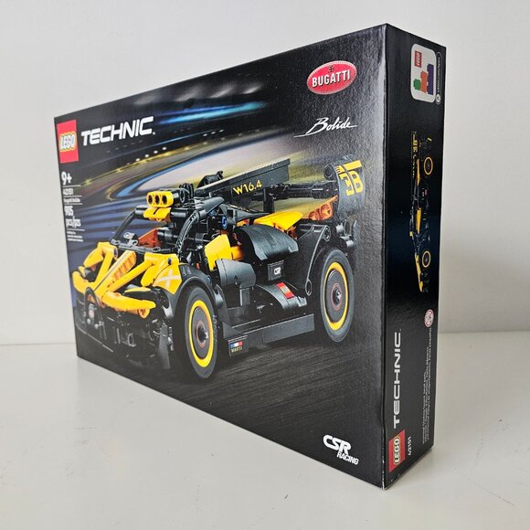 LEGO 42151 Bugatti Bolide 905 pcs - Factory Sealed & Authentic - Picture 3 of 9